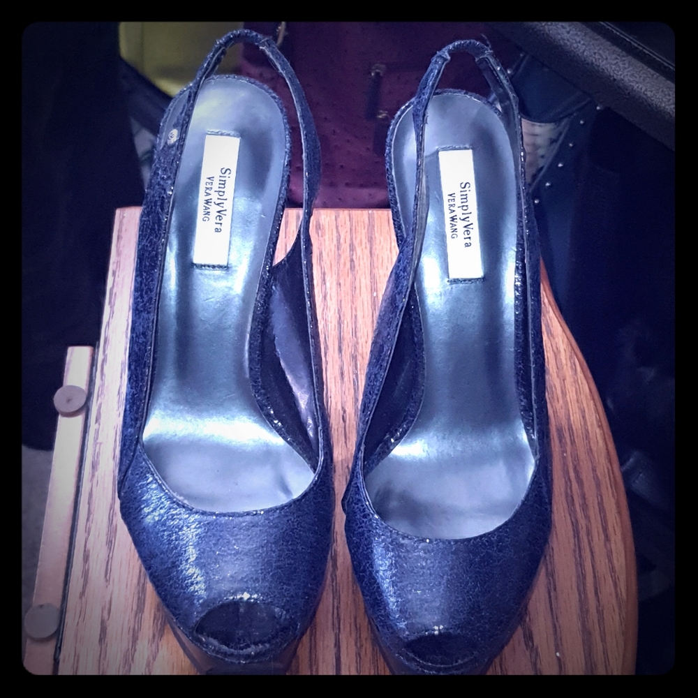 Navy blue Simply Vera heels